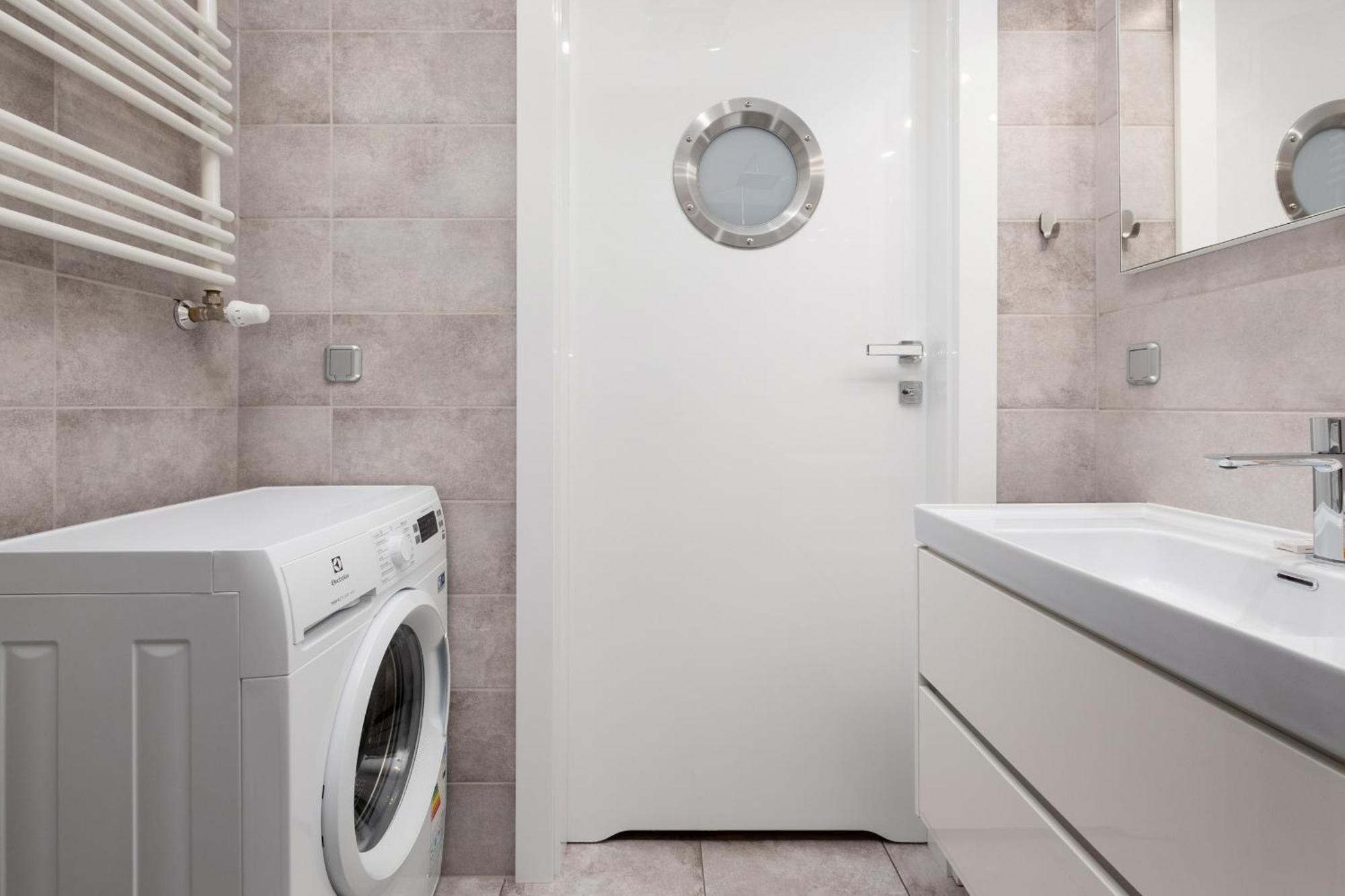 Nowa Flotylla Stylowy Apartament Z Widokiem Na Port By Noclegi Renters Świnoujście Exterior foto